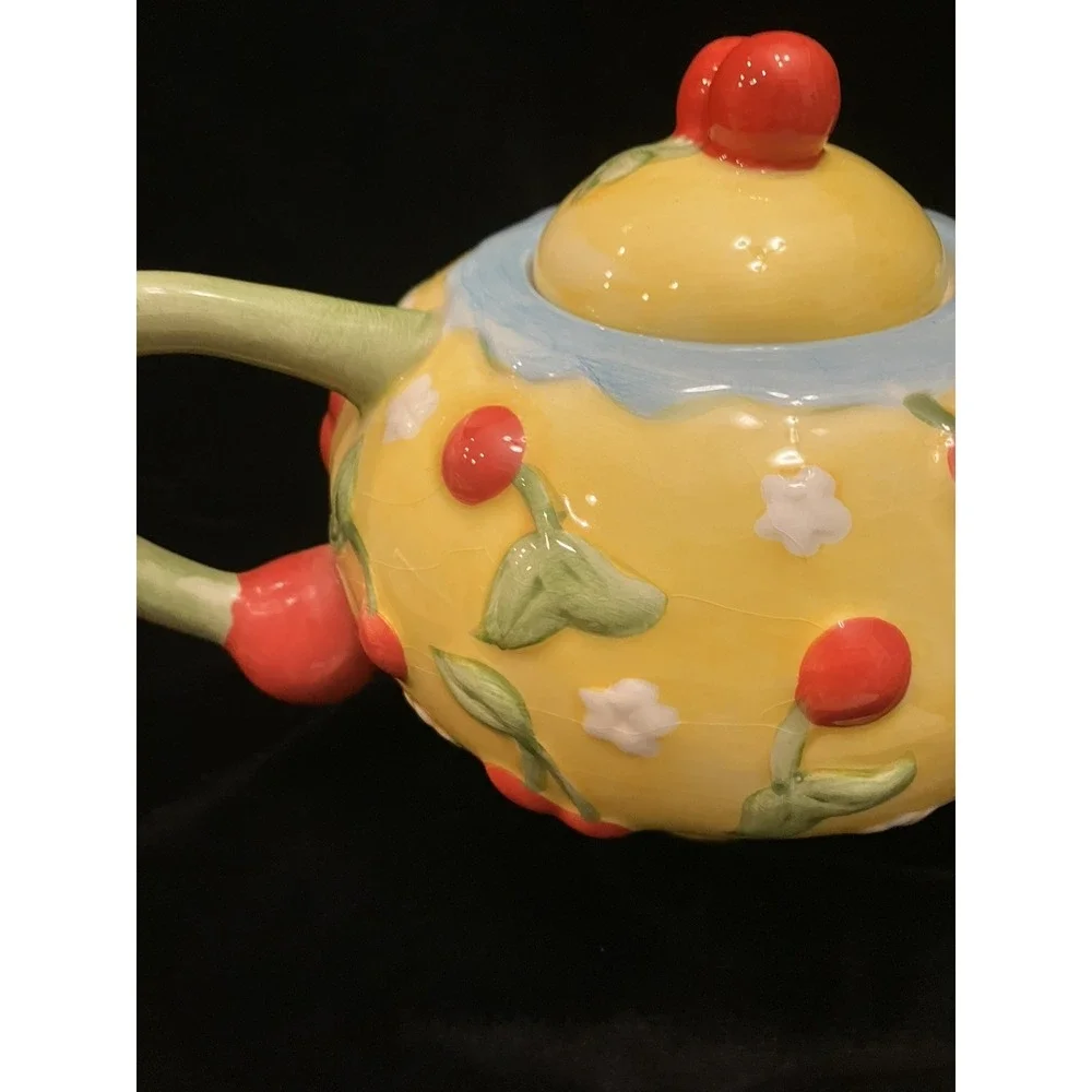 Oneida Cherries Jubilee Yellow Red Floral Ceramic Country Teapot Discontinued